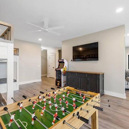 New Home, Dock, Kayaks, Game Room, Water Views Winchester Bagian luar foto